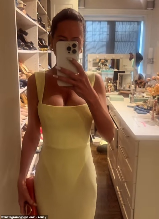 In recent months, Jessica has been seen without her wedding ring on her Instagram account