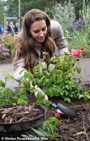 Kate got her hands dirty as she did some gardening