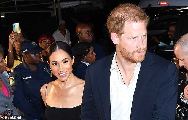 Body language expert Judi James told the Daily Mail that Harry's expression showed he was nervous