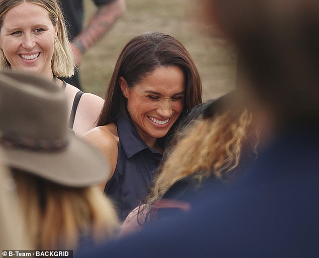 The star shared a laugh with a guest at the charity concert in Santa Barbara