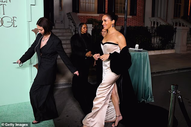 The Fifteen Percent Pledge is a foundation focused on building sustainable, thriving networks where Black-owned businesses can flourish