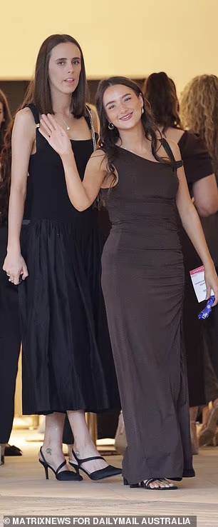 Excited guests arrive to meet Meghan