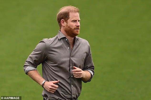 'I don't want to say that I said: "We should exchange numbers", it was more like: "We should keep chatting", and I think I had my phone in my hand because I had been referencing something, and so it looked like I was saying: "Hey. What's your number?"' he said