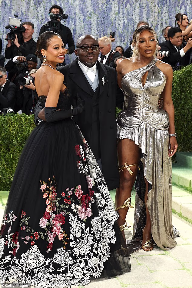 The trio proved just how close they are to one another as they posed up a storm multiple times at the most dazzling night in the fashion calendar