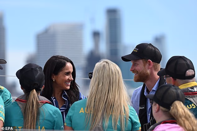 Meghan and Harry chatted with Invictus Australia alumni during the Sydney event