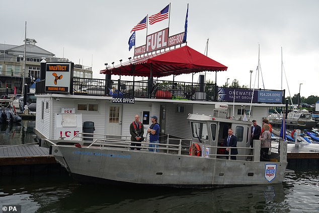 William set off on a boat with executive director and co founder of Billion Ouster Project Pete Malinowski