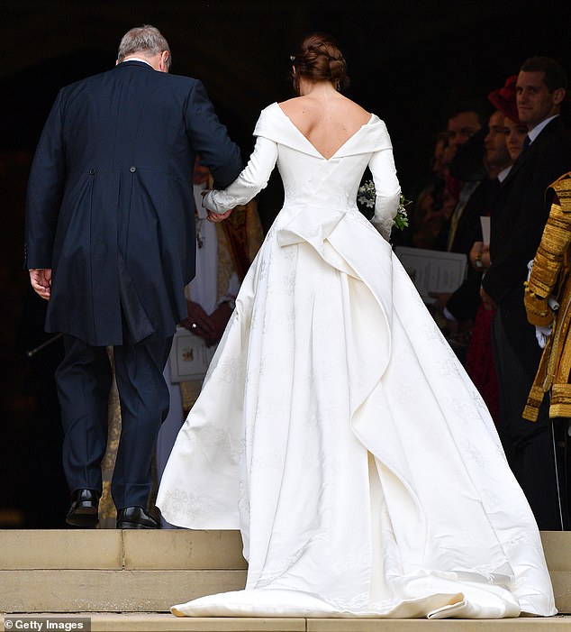 Her gown featured a low back to show off her scar from the surgery she had at 12 years old to correct her scoliosis