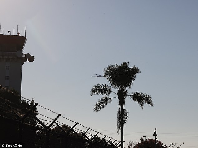 The group left California carrying a host of A-listers ahead of the concert