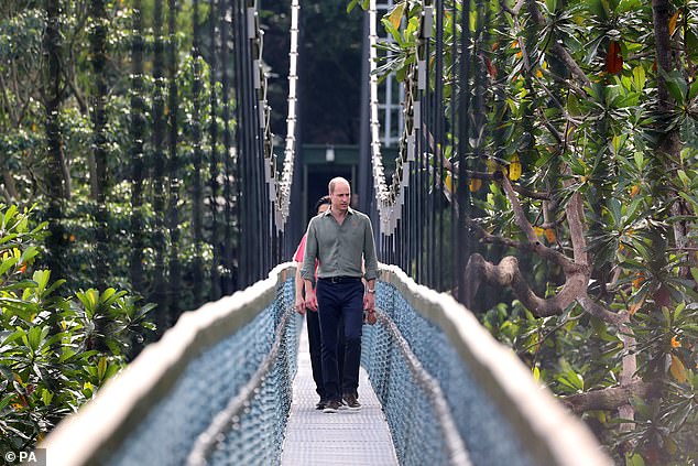 The Prince of Wales and Lawrence Wong cross the free-standing suspension bridge today