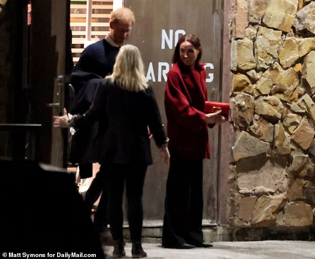 Later in the day, the pair managed to find time to sneak in a romantic Valentine's Day dinner at a local Italian restaurant