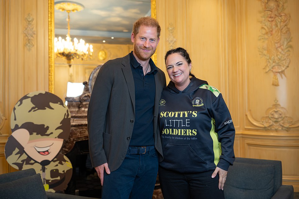 Expressing his admiration for her work, Prince Harry remarked: ¿What you¿ve done is incredible. It is truly inspirational.¿