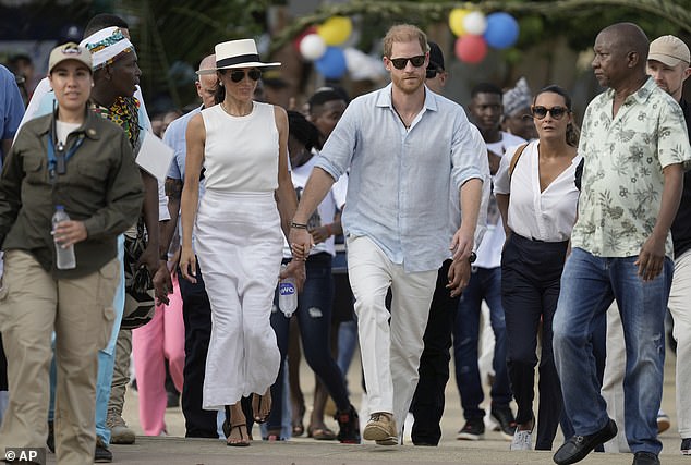 Prince Harry and Meghan arrive in San Basilio de Palenque, Colombia, on Saturday, August 17