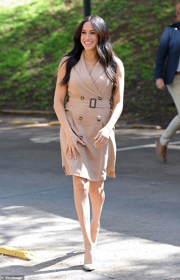 Arriving at the University of Johannesburg in 2019, Meghan was wearing a camel coloured sleeveless dress. She later explained that it was so she could blend in