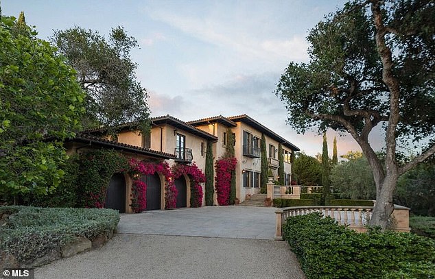 An exterior shot of Vicky's home where she lives with her husband Eric and their 12-year-old daughter Alea