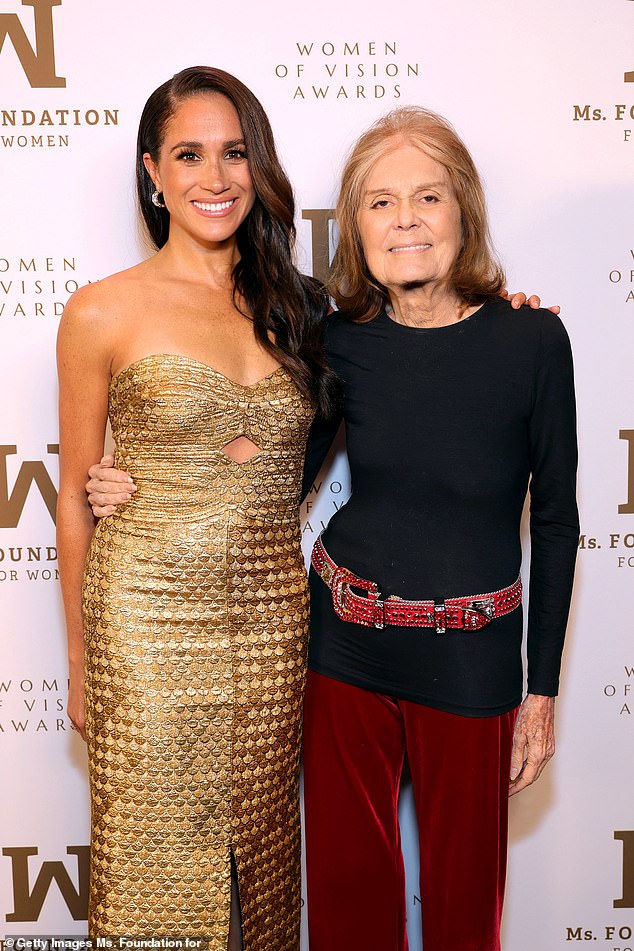 Markle received the Ms. Foundation Women of Vision Award and posed with journalist and social activist Gloria Steinem