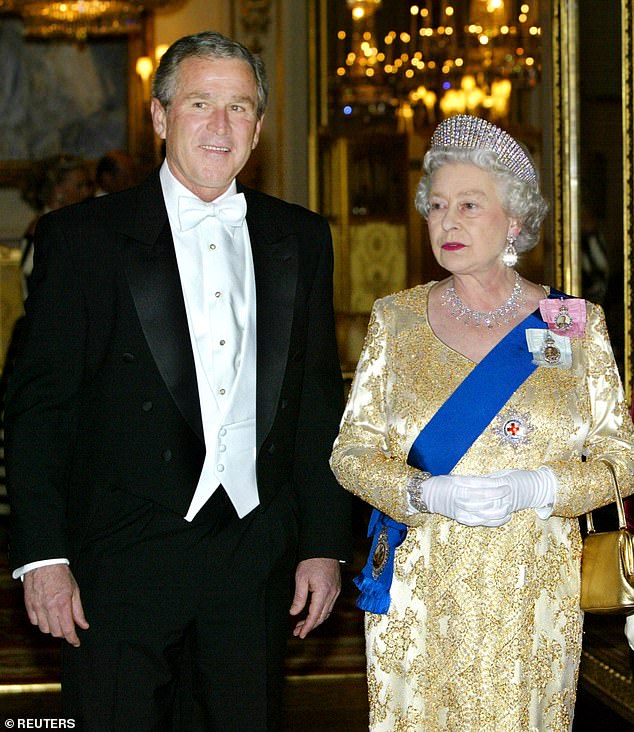 US President George W Bush and Queen Elizabeth II at Buckingham Palace in November 2003