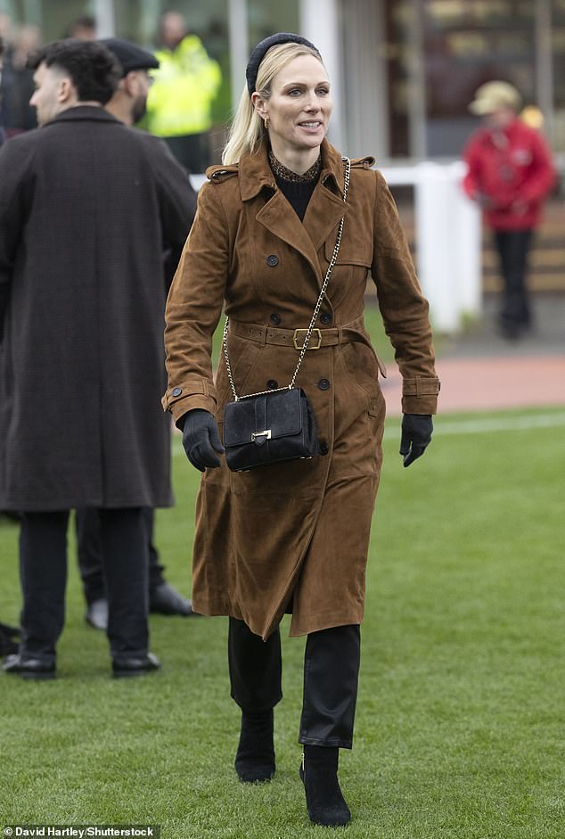 Princess Anne's daughter, Zara Tindall, shares the same height at 5ft 6"