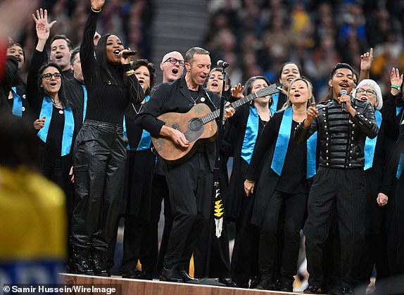 WHISTLER, BRITISH COLUMBIA - FEBRUARY 08: Chris Martin performs during the opening ceremony of the 2025 Invictus Games at BC Place on February 08, 2025 in Whistler, British Columbia.  (Photo by Samir Hussein/Samir Hussein/WireImage)