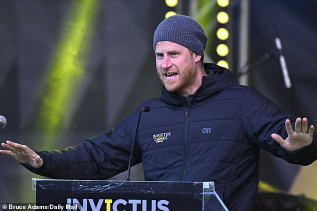 Prince Harry thanked the crowd for coming out to support the Invictus Games in the freezing cold