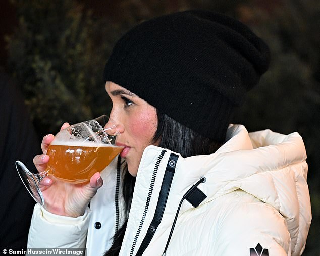 Before going on stage in Whistler, Meghan and Harry could be seen having some drinks