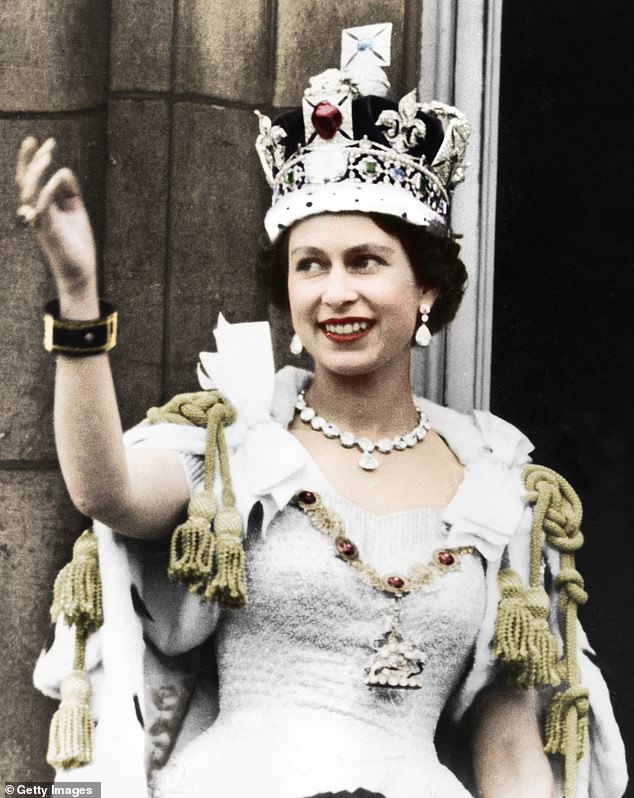 The Coronation necklace, which has belonged to the British royal collection since 1858, has been worn by every female monarch for their crowning ceremony