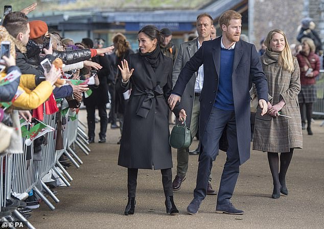 Instead of the more traditional dress and a pair of court shoes, which is the standard uniform for a working royal, Meghan opted to wear a pair of black skinny jeans for her trip to Wales in 2018