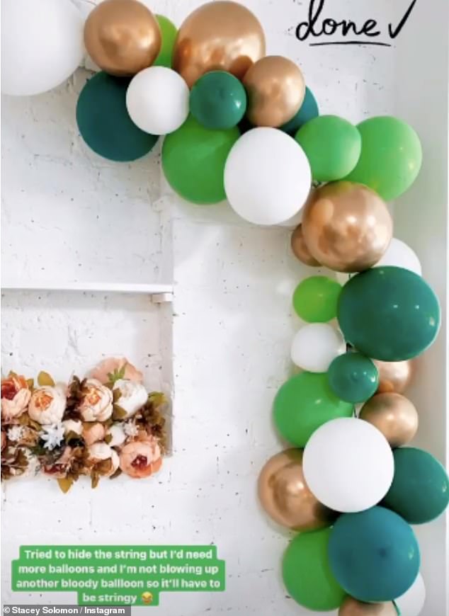 Stacey shared a photo of an impressive balloon arch on Instagram