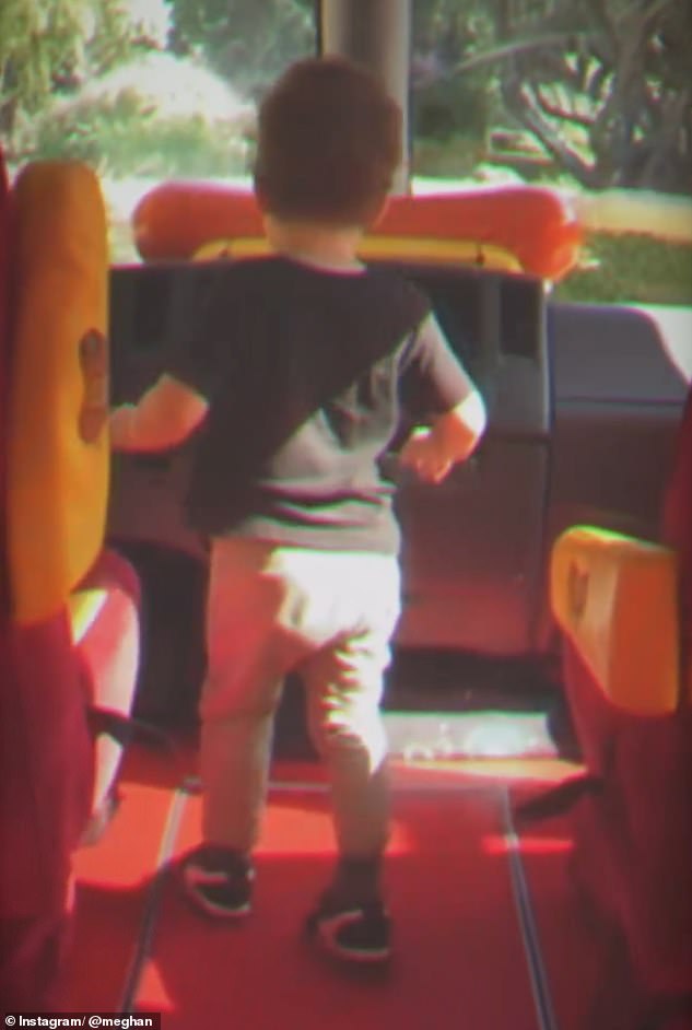 In another clip, Archie, dressed in casual attire, was seen playing as he climbed onto a bus with red interiors