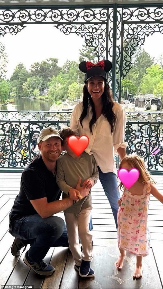 Meghan postedwith their children, whose faces are obscured by hearts, at Disneyland